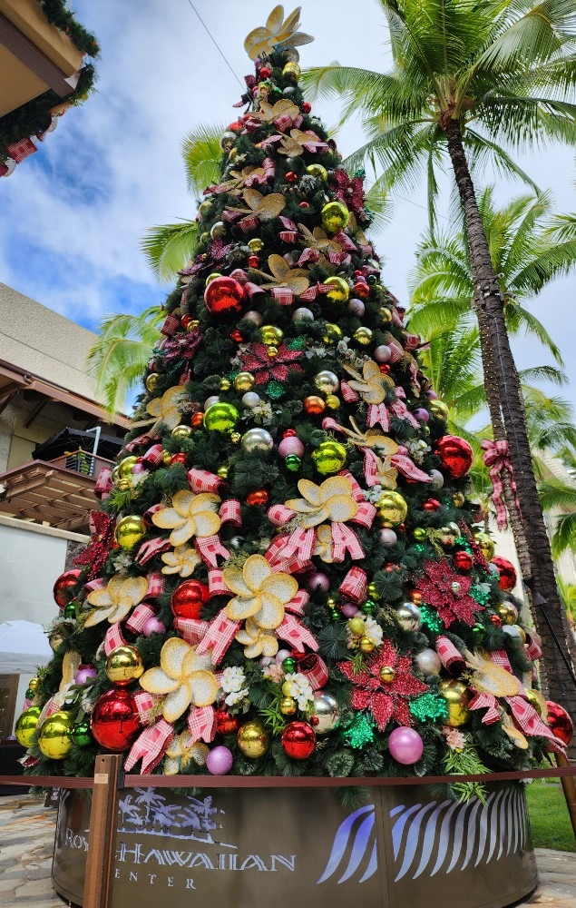 サンタがアロハシャツで登場しそう〜常夏のXmas Tree