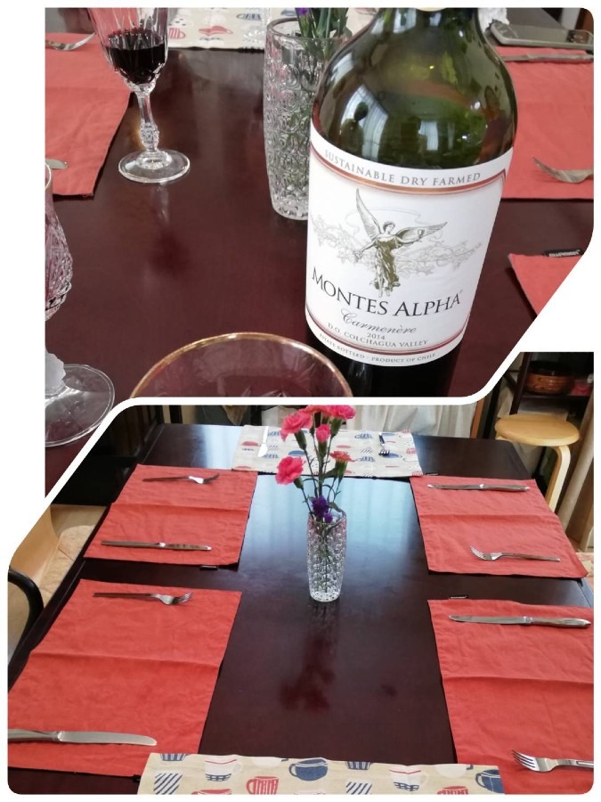 テーブルセッティングとワイン