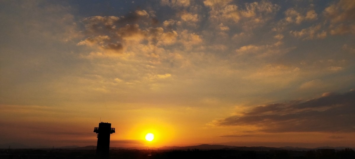 都城市（2023/11/22）の夕焼け😊↗️（西の空）②