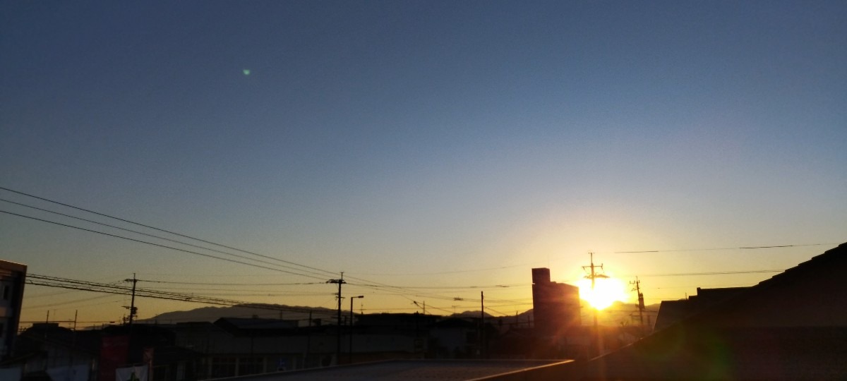 都城市（2023/11/14）今朝は晴れてます😊（東の空）③