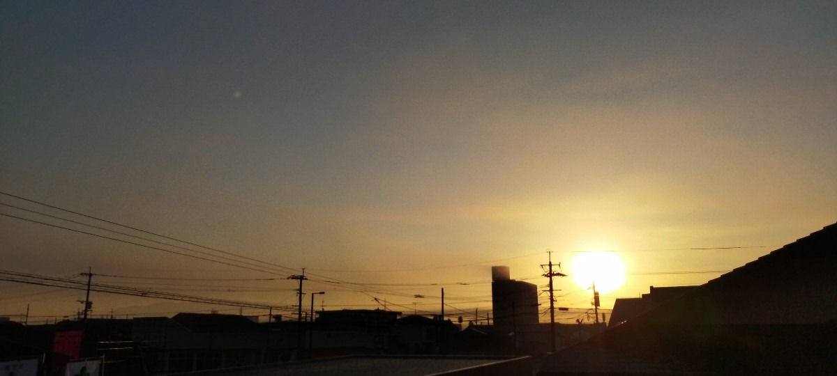 都城市（2023/11/21）今朝も晴れてます😊（東の空）②