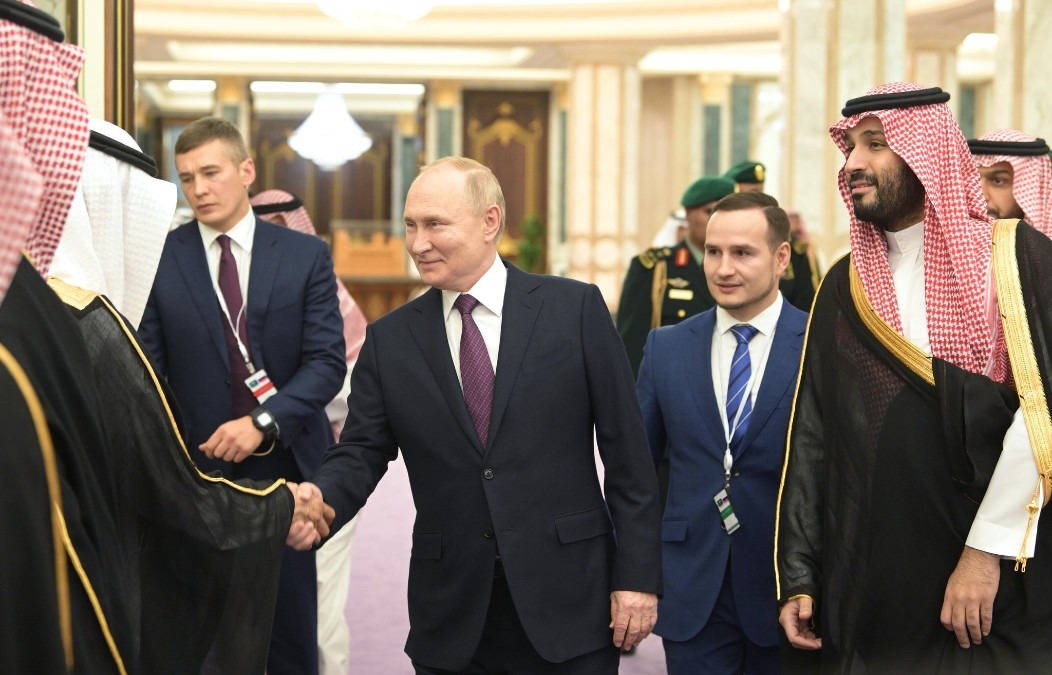 プーチン大統領、サウジアラビア&UAE訪問‼️変わらない友情💖