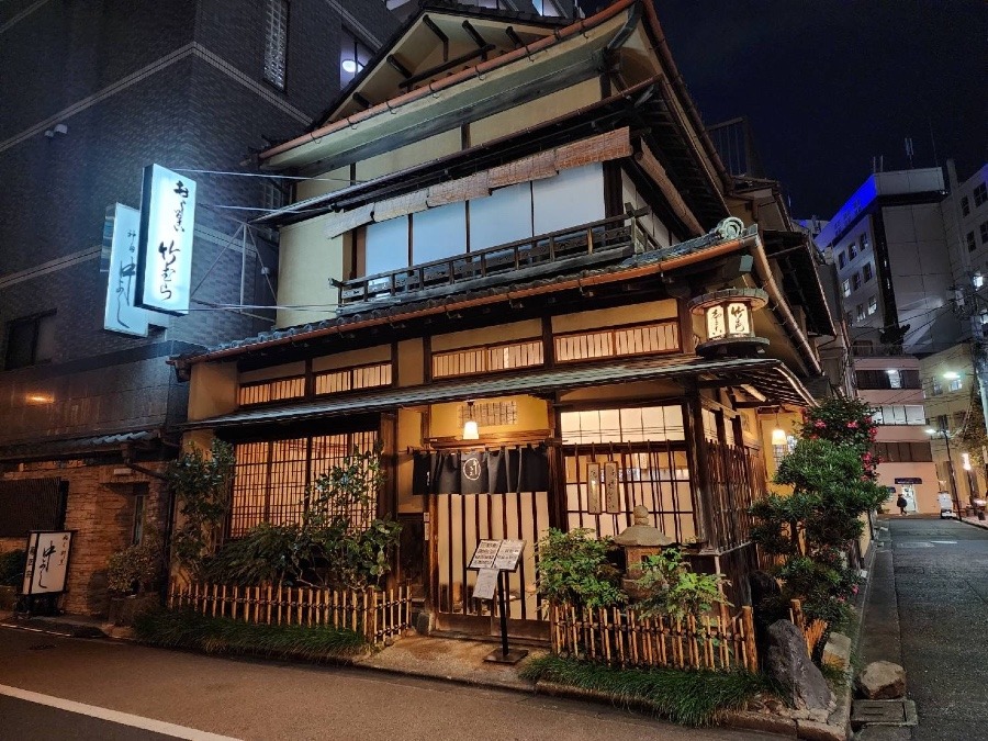 昭和5年創業 神田に本格的な汁粉屋『竹むら』