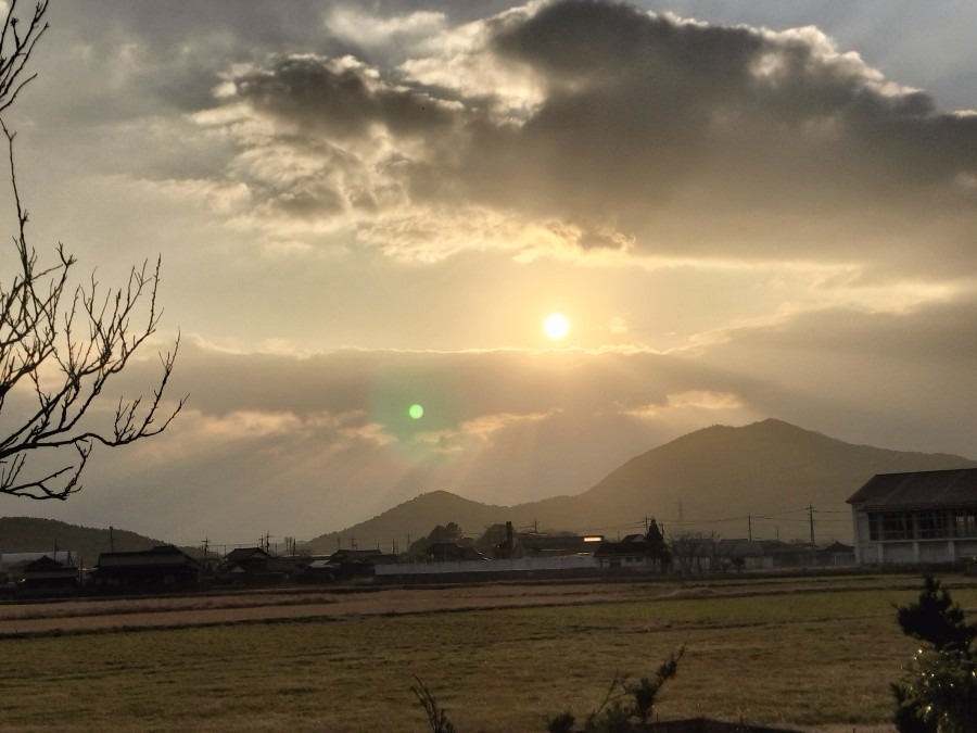 今年最後に沈みゆく太陽