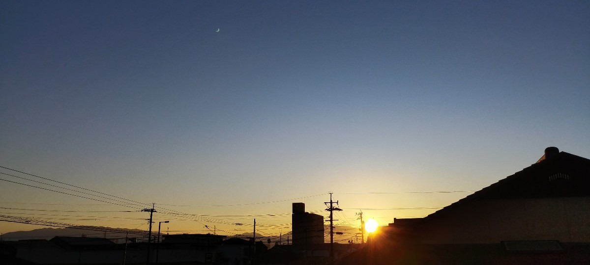 都城市（2024/1/11）今朝も晴れてます😊（東の空）②