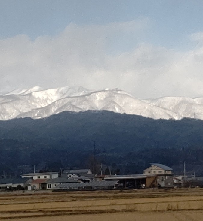 やっと山に雪が❄️