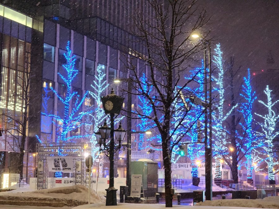 『SMILE RINK SAPPORO』赤れんがテラス前