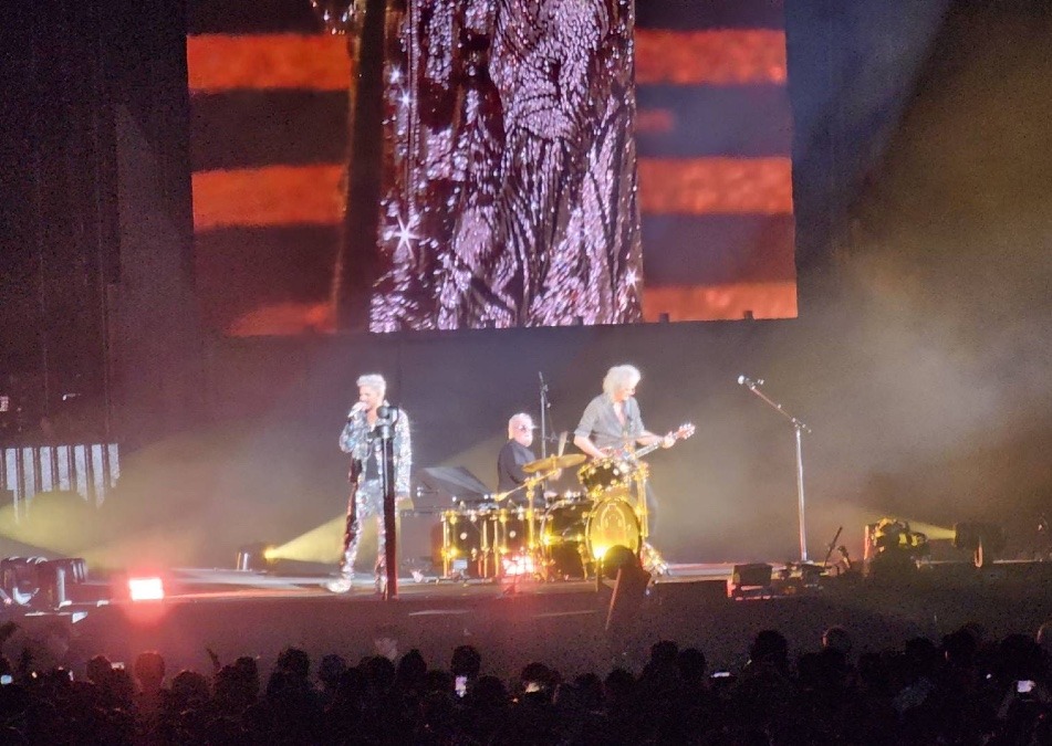 42年ぶりの札幌公演『QUEEN＋Adam Lambert』/ the opening act is GLAY