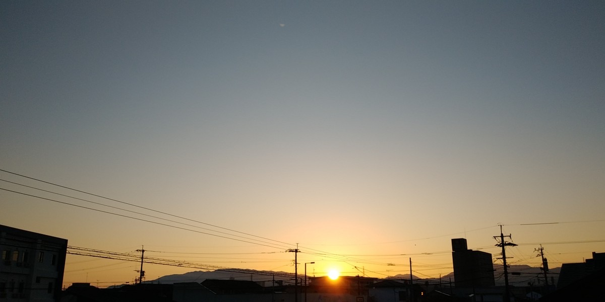 都城市（2024/3/13）今朝は晴れてます😊（東の空）②