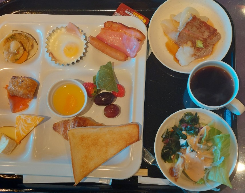 朝食バイキング