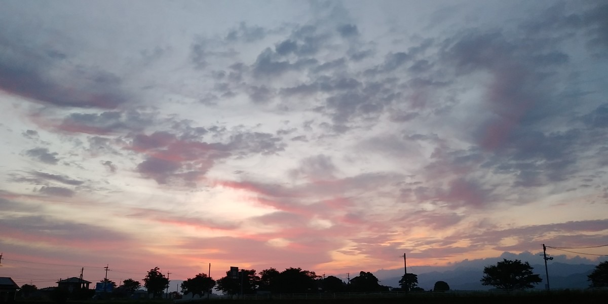 都城市（2024/6/2）今朝の朝焼け😊（東の空）①