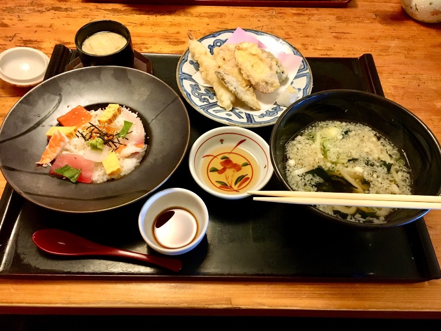 ⭕️今日のお昼は❓😄😄❣️