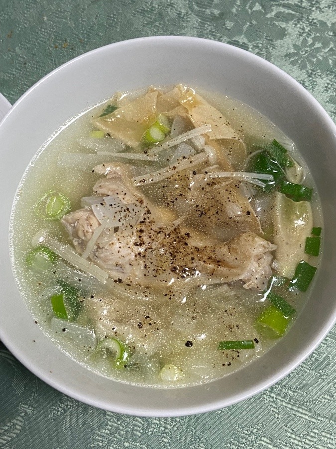 今朝は暖かくなる予感　でも食事はあったかスープ