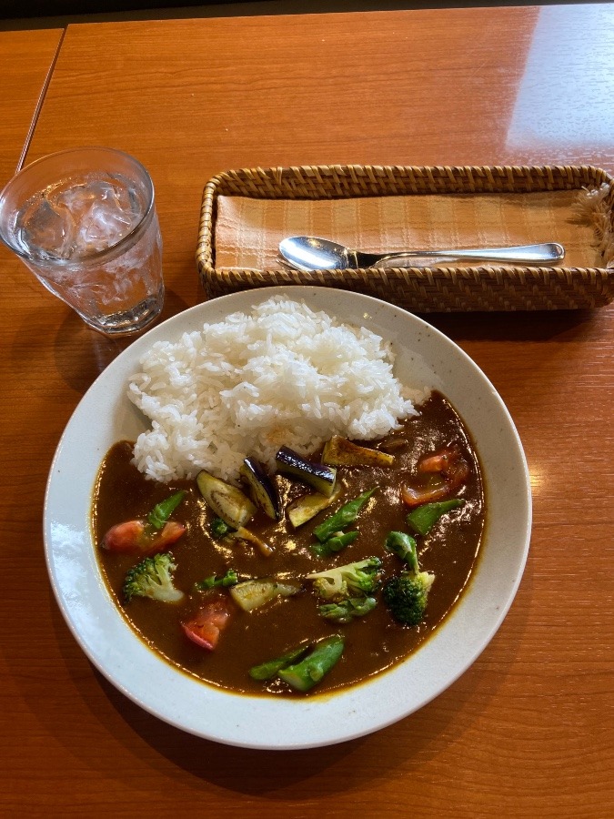 夏はやっぱりこれでしょ　カレーライス