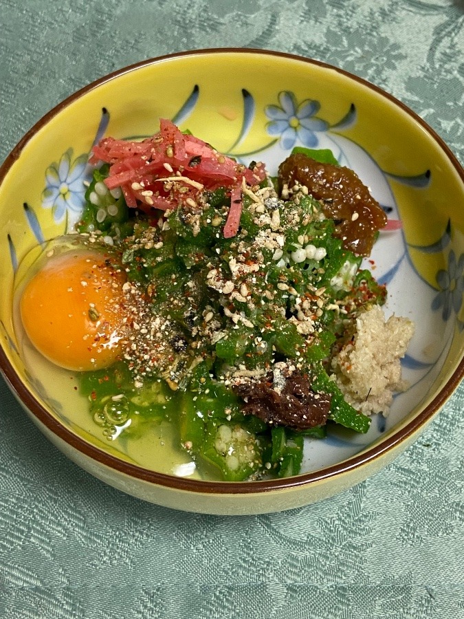 夕食の一品はこれ　夏野菜のネバネバ代表としてオクラ